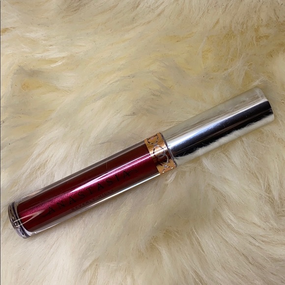 2/$25 - Anastasia Beverly Hills Liquid Lipstick - Picture 6 of 7